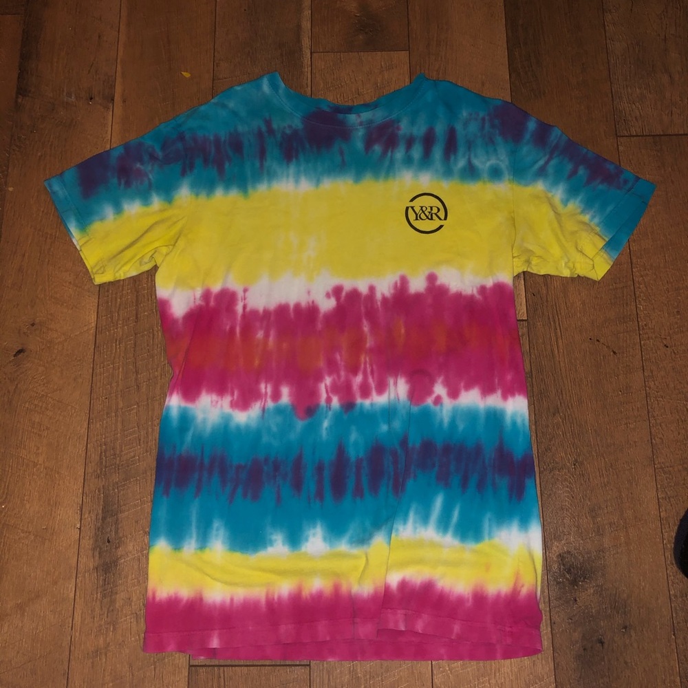 Y&R tie-dye shirt